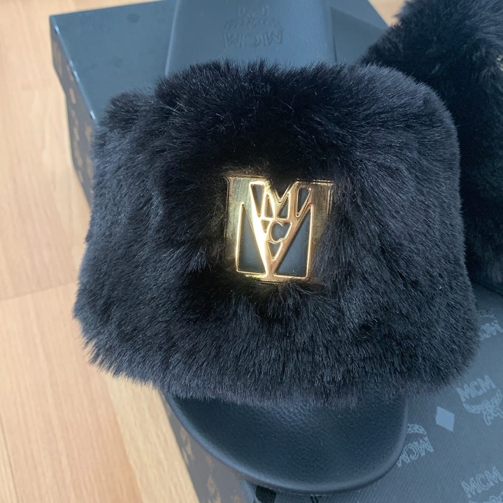 MCM Black Faux Fur Slide Logo Slide Sandals - Picture 6 of 9